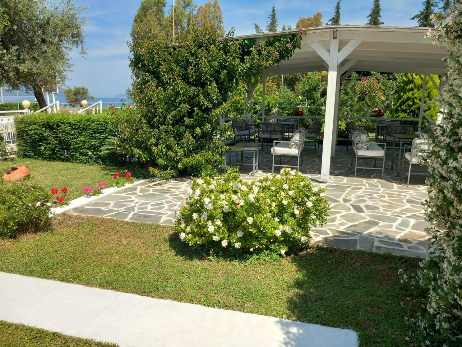 Nili Hotel Vlora Kültér fotó
