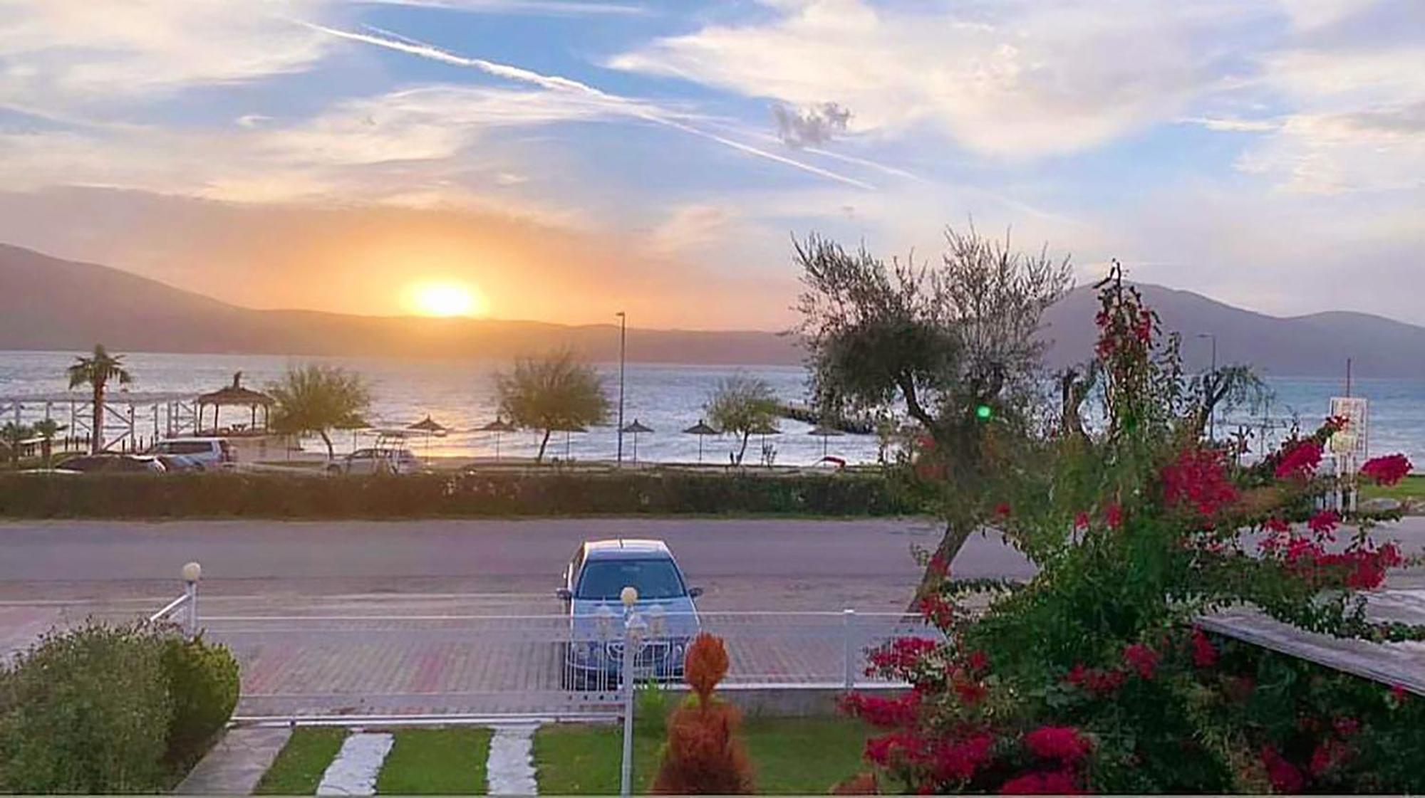 Nili Hotel Vlora Kültér fotó