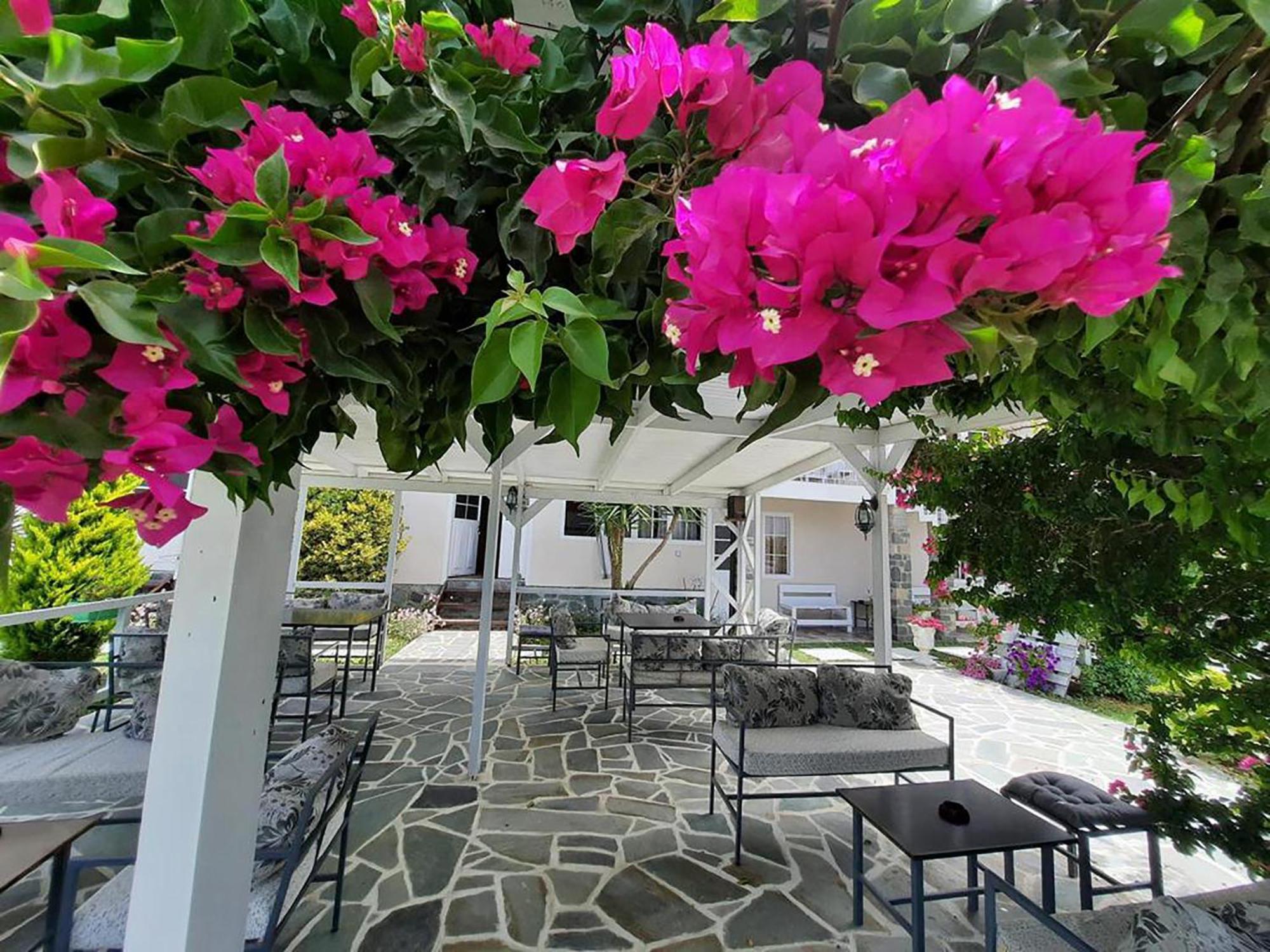 Nili Hotel Vlora Kültér fotó