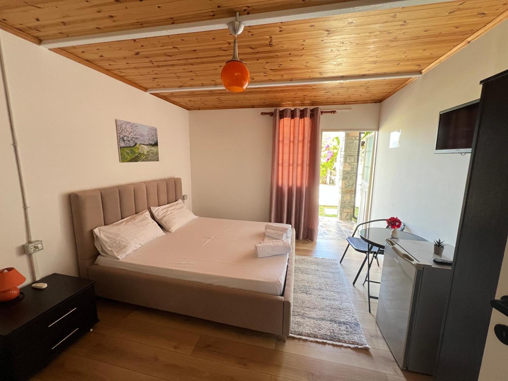 Nili Hotel Vlora Kültér fotó