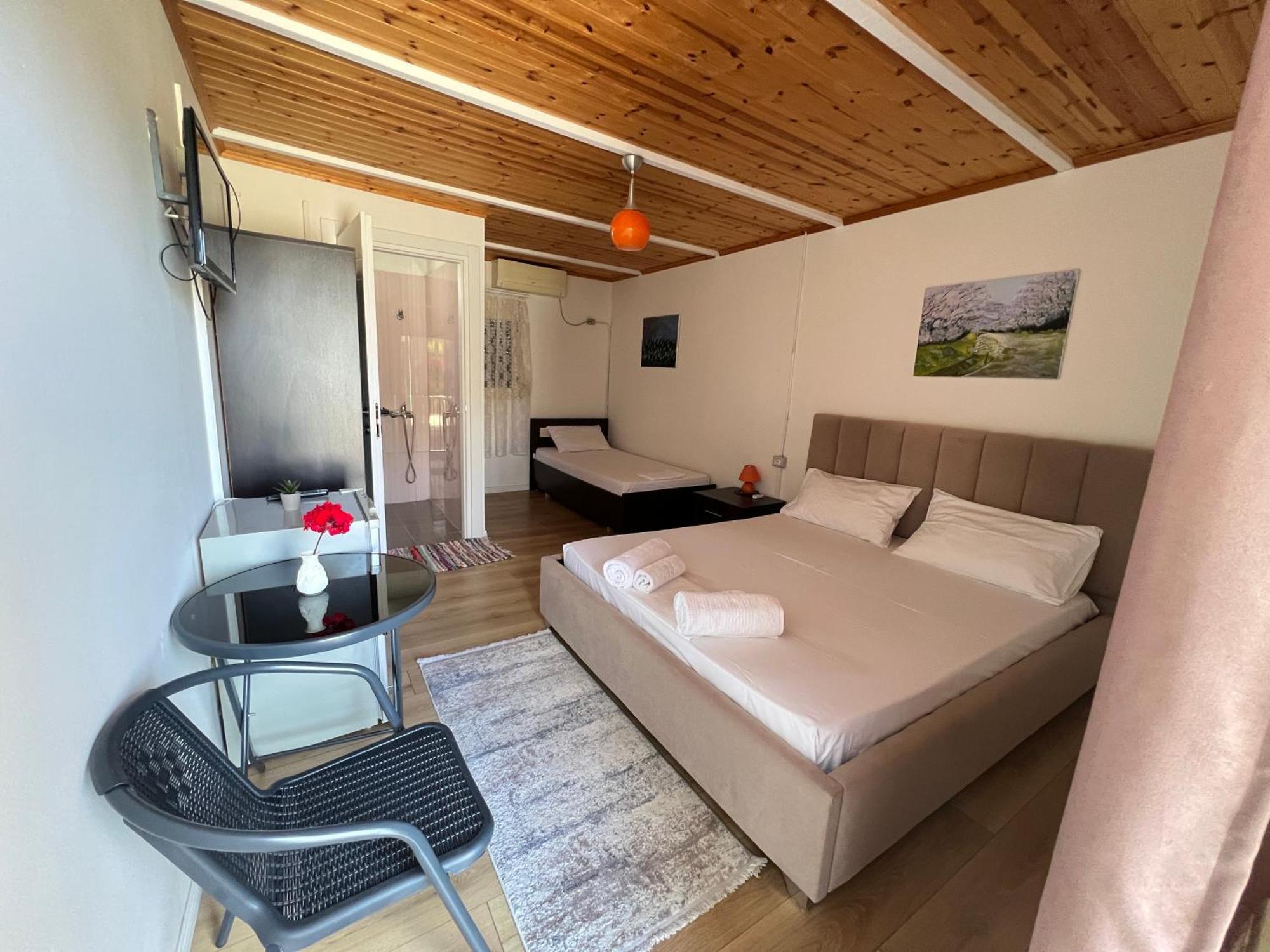 Nili Hotel Vlora Kültér fotó